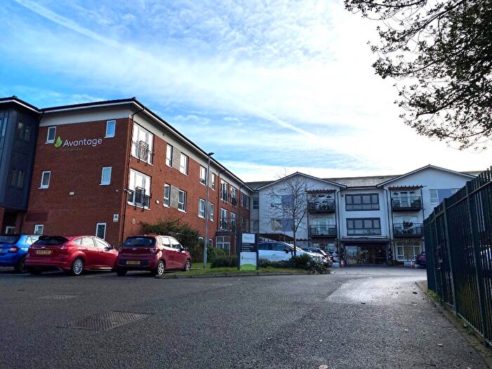 2 Bedroom Apartment To Rent In East Road, Middlewich, Cheshire, CW10