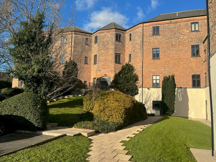 2 Bedroom Flat To Rent In St Johns Court, Houlgate Way, Axbridge, Somerset., BS26