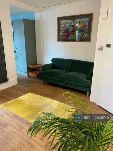 1 Bedroom Flat To Rent In Townsend Road, London, N15