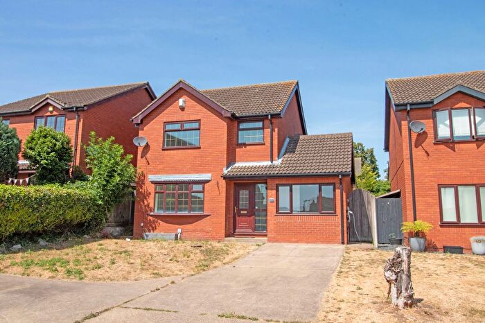 4 Bedroom Detached House For Sale In Boston Close, Winterton, DN15