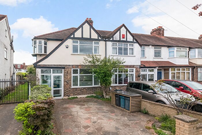 3 Bedroom Terraced House For Sale In Aviemore Way, Beckenham, BR3