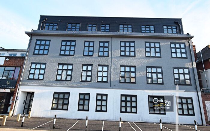 1 Bedroom Flat To Rent In |Ref: |, Chiltern House, College Place, Southampton, SO15