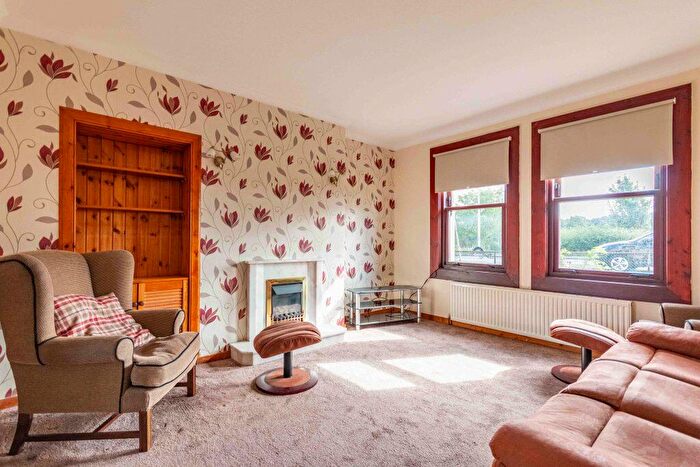 4 Bedroom Flat To Rent In L – Moorfoot View, Bilston, EH25