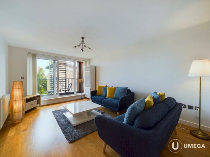 2 Bedroom Flat To Rent In Kimmerghame View, Fettes, Edinburgh, EH4
