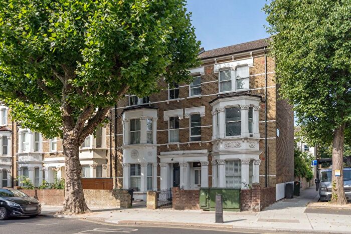 3 Bedroom Flat For Sale In Fernhead Road, London, W9