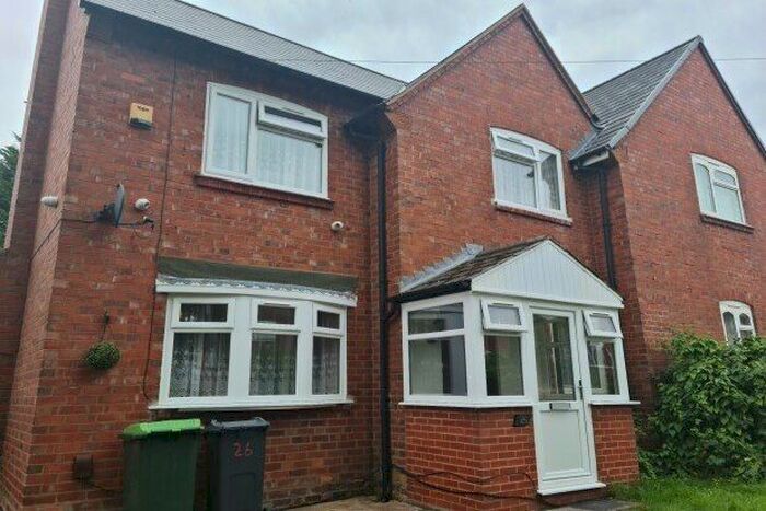 3 Bedroom Property To Rent In Blackthorne Road, Smethwick, B67