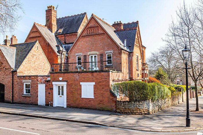 2 Bedroom Apartment To Rent In Park Drive, Ashley House Park Drive, NG7