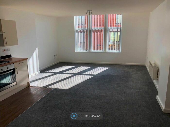 1 Bedroom Flat To Rent In Low Street, Sutton-In-Ashfield, NG17