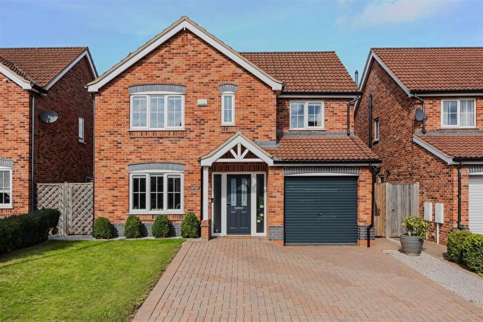 4 Bedroom Detached House For Sale In Ennerdale Lane, Scunthorpe, DN16