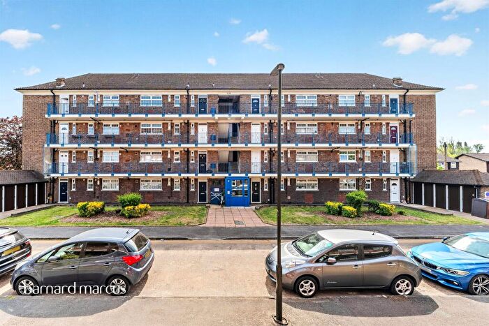 2 Bedroom Flat For Sale In Sussex Road, Mitcham, CR4