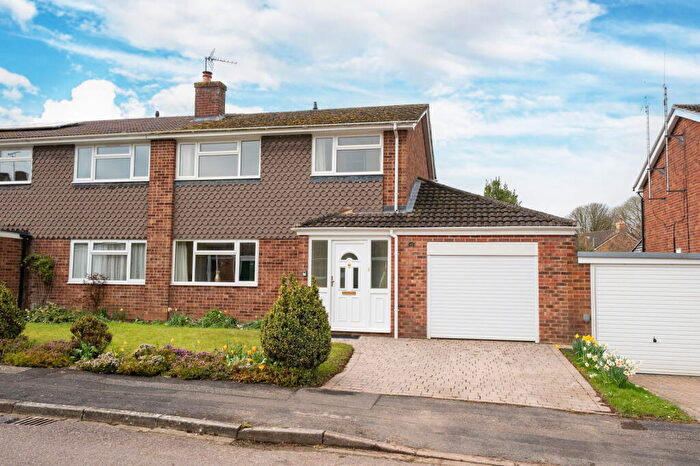 3 Bedroom Semi Detached House For Sale In The Vale, Oakley, Basingstoke, RG23