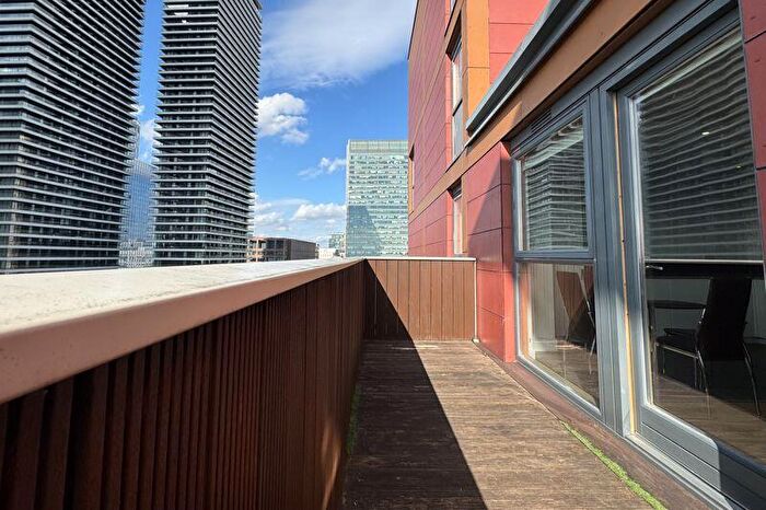 1 Bedroom Flat To Rent In Mastmaker Road, South Quay, E14