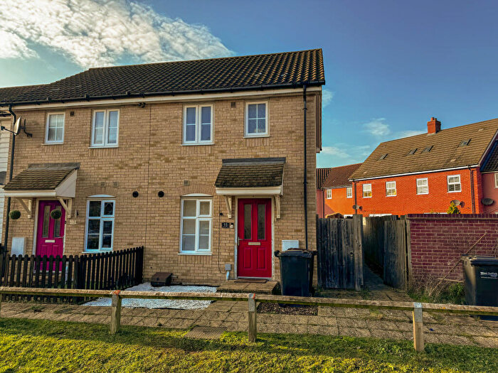 2 Bedroom Semi-Detached House To Rent In Wintergreen Road, IP28