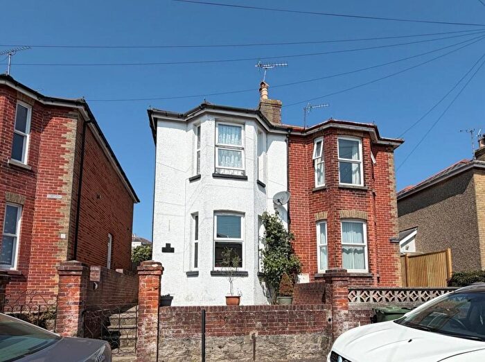 2 Bedroom Semi-Detached House To Rent In Abingdon Road, Ryde, PO33