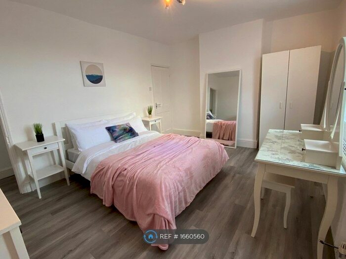 4 Bedroom Terraced House To Rent In Air Balloon Road, Bristol, BS5