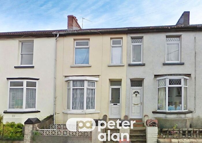 3 Bedroom Terraced House To Rent In Leigh Terrace, Treharris, CF46