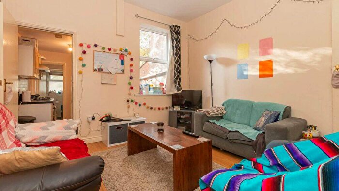 3 Bedroom Terraced House To Rent In Dawlish Road, Selly Oak, Birmingham, B29