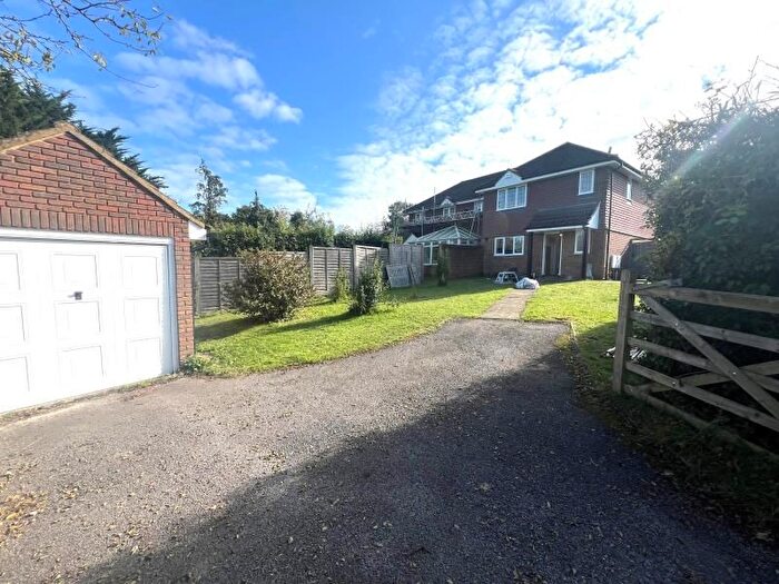 3 Bedroom Property To Rent In West Meads, Guildford, GU2