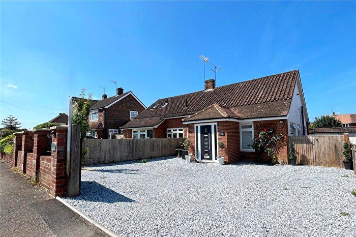 2 Bedroom Bungalow For Sale In Brooke Forest, Fairlands, Guildford, Surrey, GU3