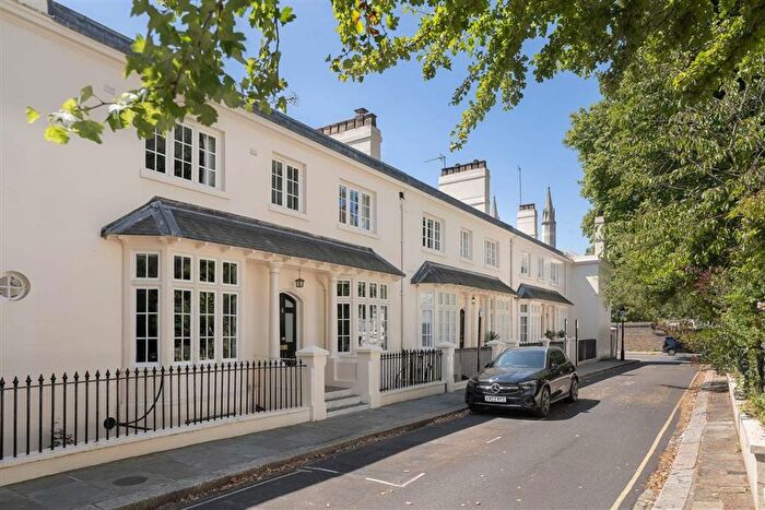3 Bedroom Property For Sale In Park Village West, London, NW1