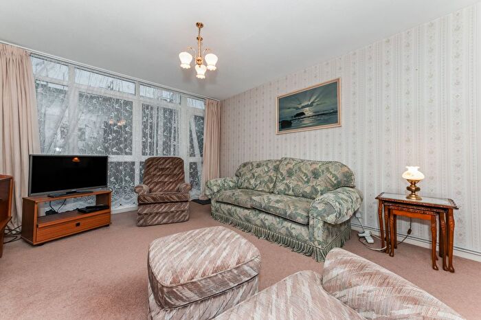 2 Bedroom Terraced House For Sale In Ramilles Close, London, SW2