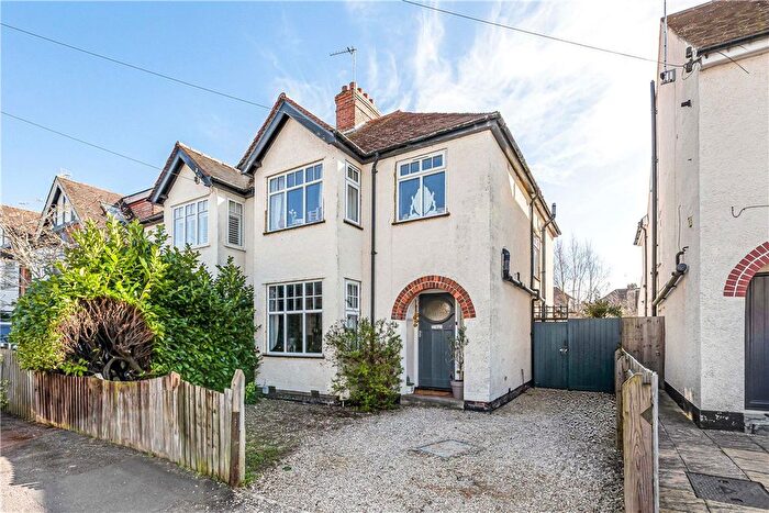 3 Bedroom Semi Detached House For Sale In Monmouth Road, Oxford, OX1