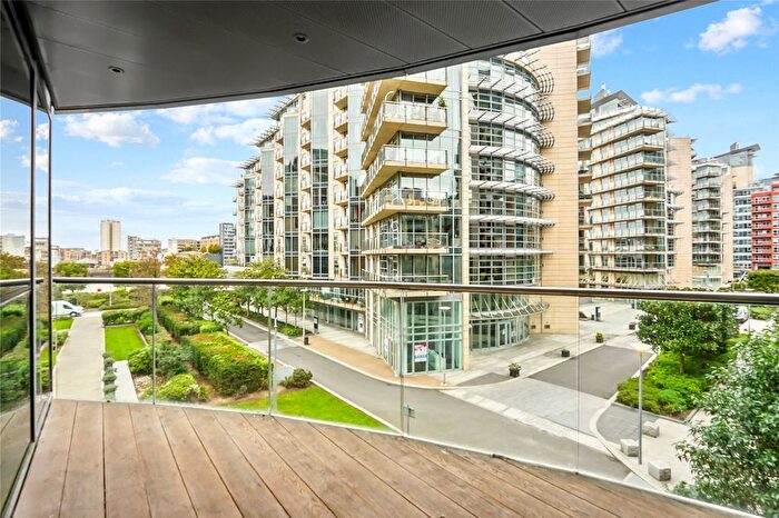 3 Bedroom Flat To Rent In Juniper Drive, London, SW18