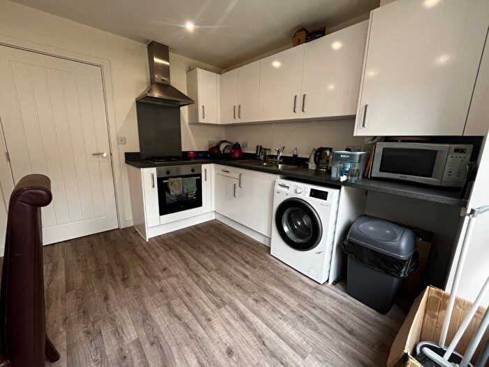 2 Bedroom Semi-Detached House To Rent In Sandy Grove, Mansfield, Nottinghamshire, NG18