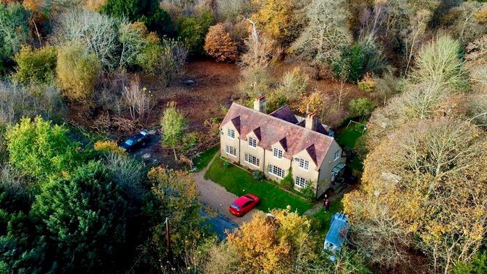 3 Bedroom Semi-Detached House To Rent In The Drive, Scadbury, Chislehurst BR7