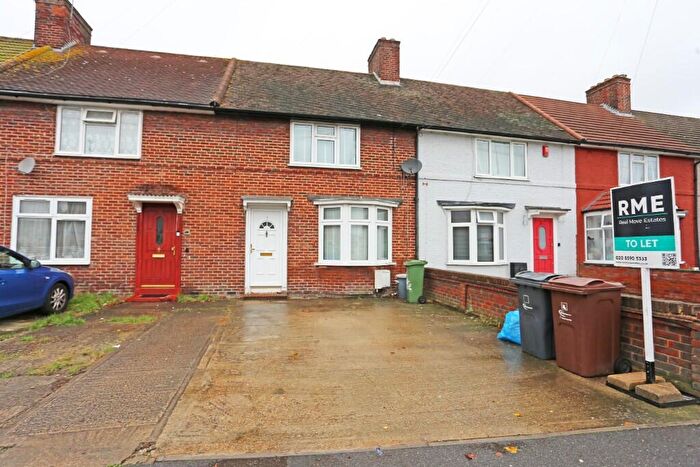 3 Bedroom Terraced House To Rent In Osborne Road, Dagenham, London, RM9