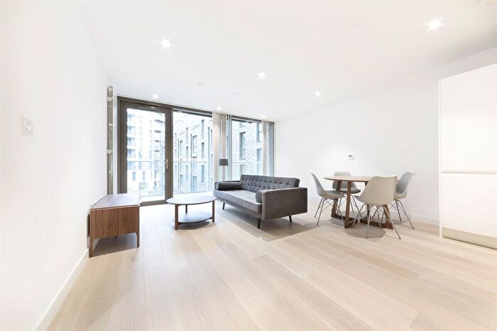 2 Bedroom Flat For Sale In Windlass House, Schooner Road, London, E16