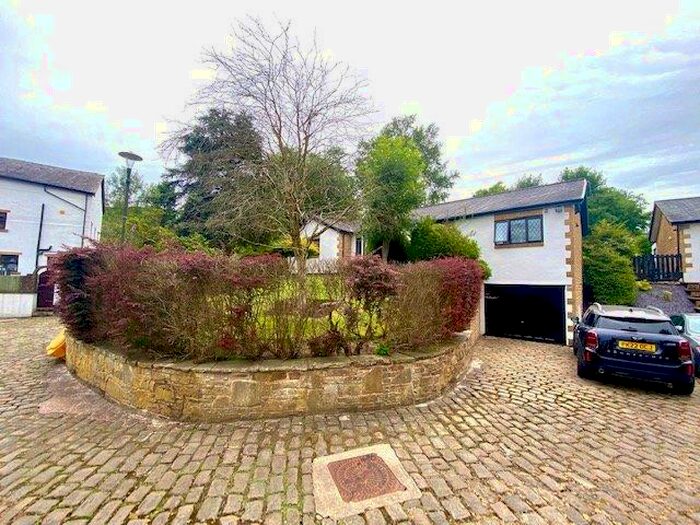 3 Bedroom Bungalow For Sale In Hollin Bank Mews, Helmshore, Rossendale