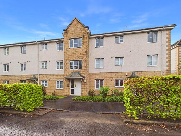 2 Bedroom Flat To Rent In John Neilson Avenue, Paisley, PA1