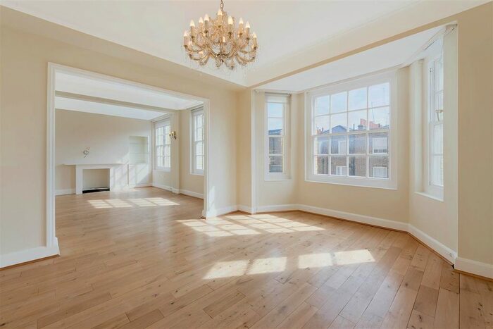 5 Bedroom Flat To Rent In George Street, London, W1H