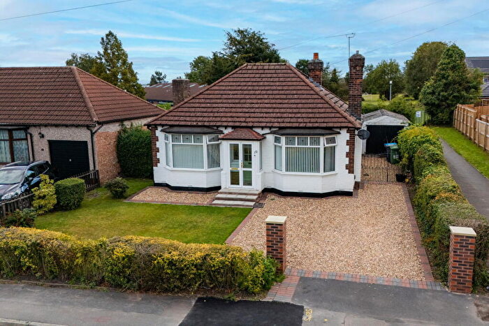 2 Bedroom Detached Bungalow For Sale In Town Lane, Hale Village, L24