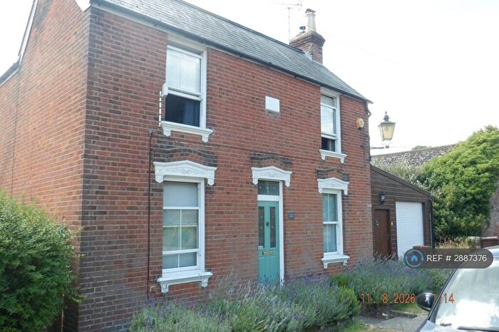 3 Bedroom Detached House To Rent In London Road, Faversham, ME13