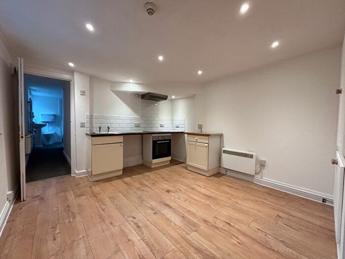 1 Bedroom Flat For Sale In King Street, Great Yarmouth, NR30
