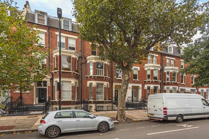1 Bedroom Flat To Rent In Sutherland Avenue, London, W9