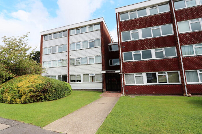 2 Bedroom Apartment For Sale In Long Green, Chigwell, IG7