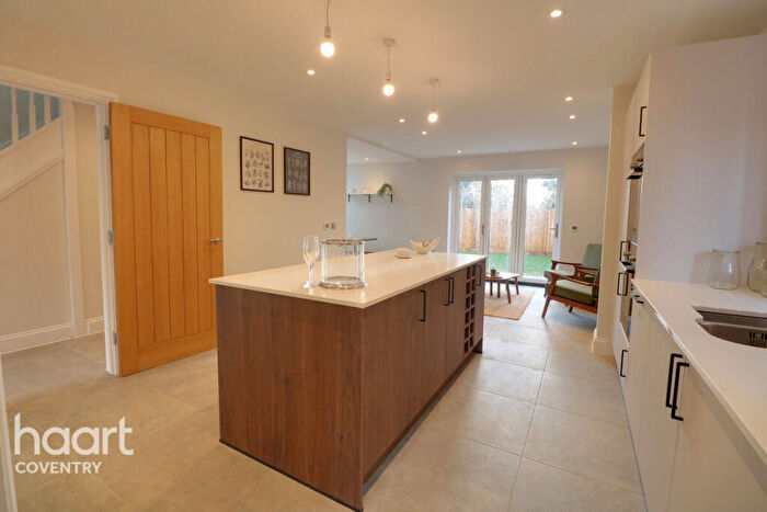 5 Bedroom Detached House For Sale In Spa Farm, Stratford Upon Avon, CV37