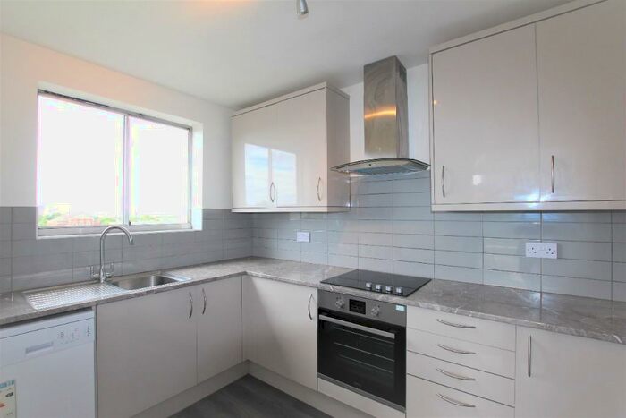 1 Bedroom Flat To Rent In Tavistock Road, Croydon, London, CR0