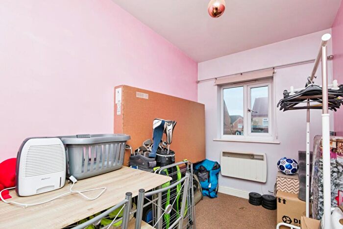 2 Bedroom End Of Terrace House For Sale In Stornoway Close, Derby, Derbyshire, DE24