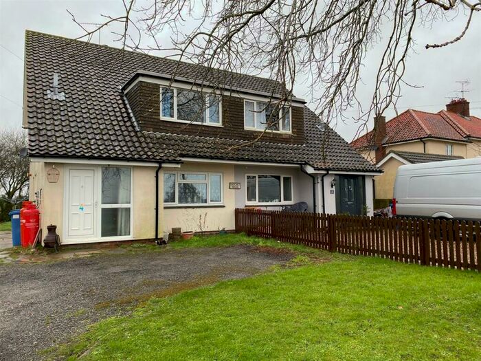1 Bedroom Maisonette For Sale In Brettenham, Ipswich, IP7