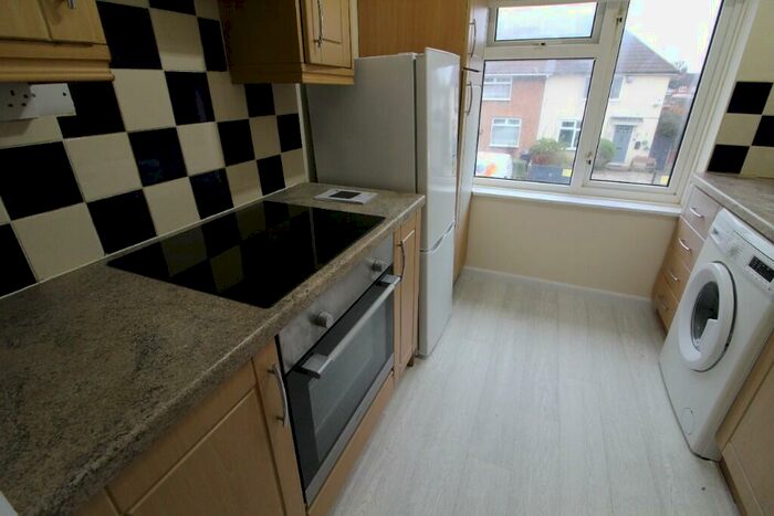 1 Bedroom Flat To Rent In Davington Road, Dagenham, London, RM8