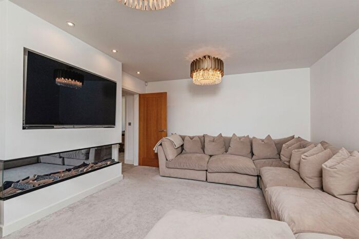 4 Bedroom Detached House For Sale In Matthew Lane, Meltham, Holmfirth, HD9