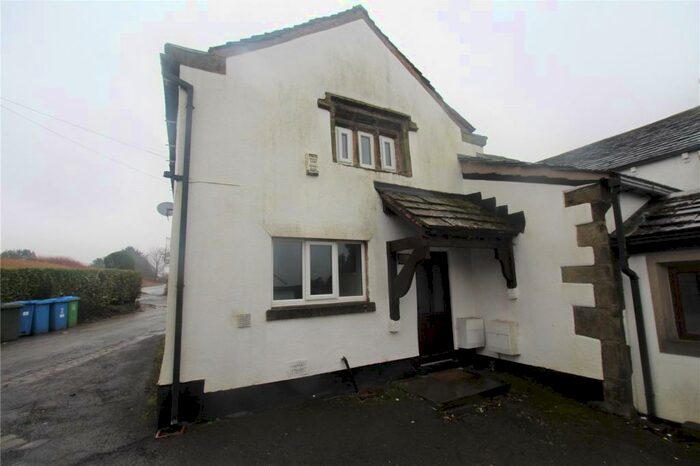 2 Bedroom End Of Terrace House To Rent In Wildhouse Cottage, Milnrow, Rochdale, Lancs, OL16