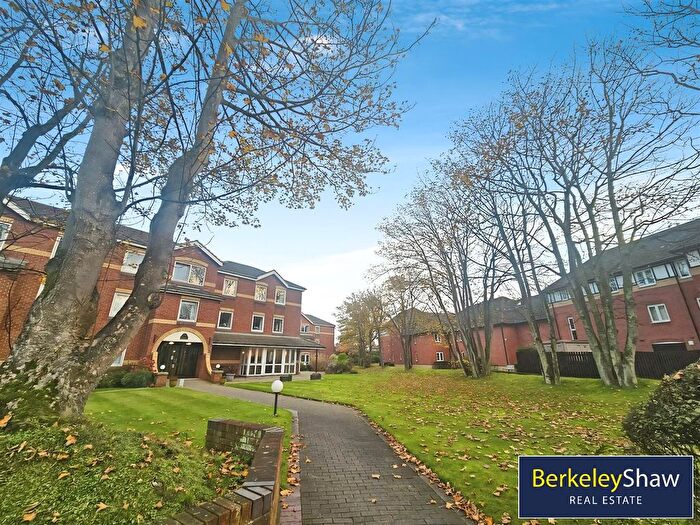 1 Bedroom Flat To Rent In Chase Close, Southport, PR8