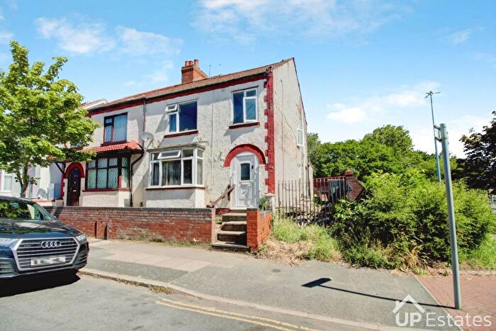 3 Bedroom Semi-Detached House For Sale In Beresford Avenue, Coventry, CV6