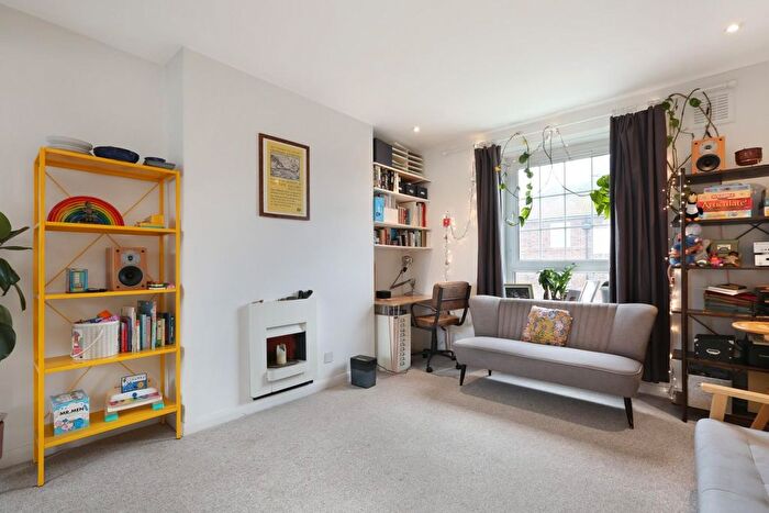1 Bedroom Flat For Sale In Turnham Road, London, SE4
