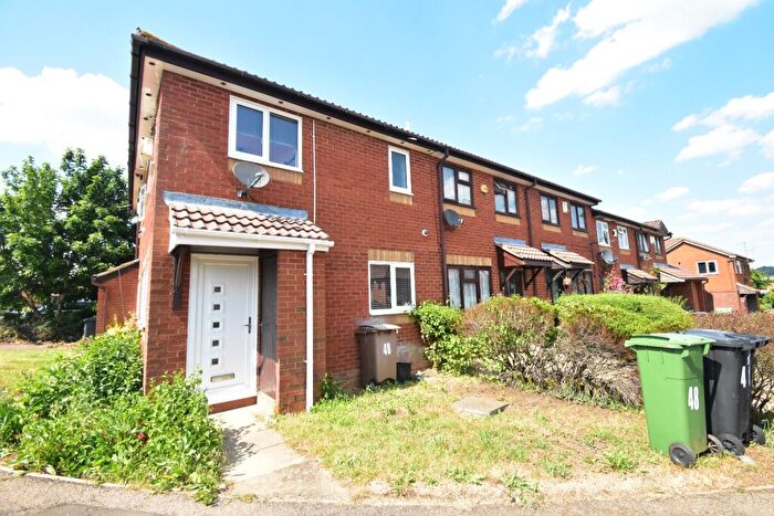 1 Bedroom End Of Terrace House To Rent In Dexter Close, Luton, Bedfordshire, LU3